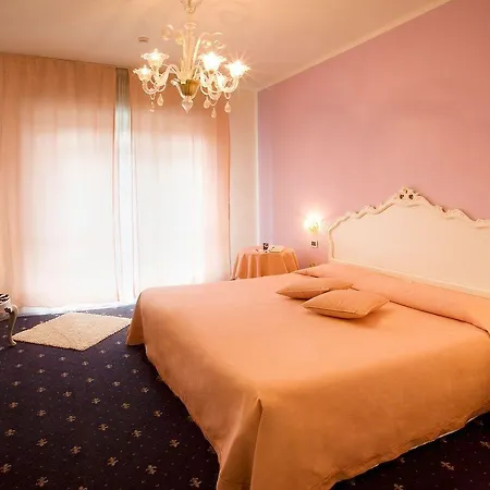 La Meridiana Hotel 4*